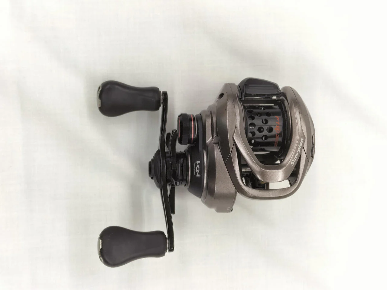 SHIMANO Baitcasting reel SCORPION BFS/XG - Image 6