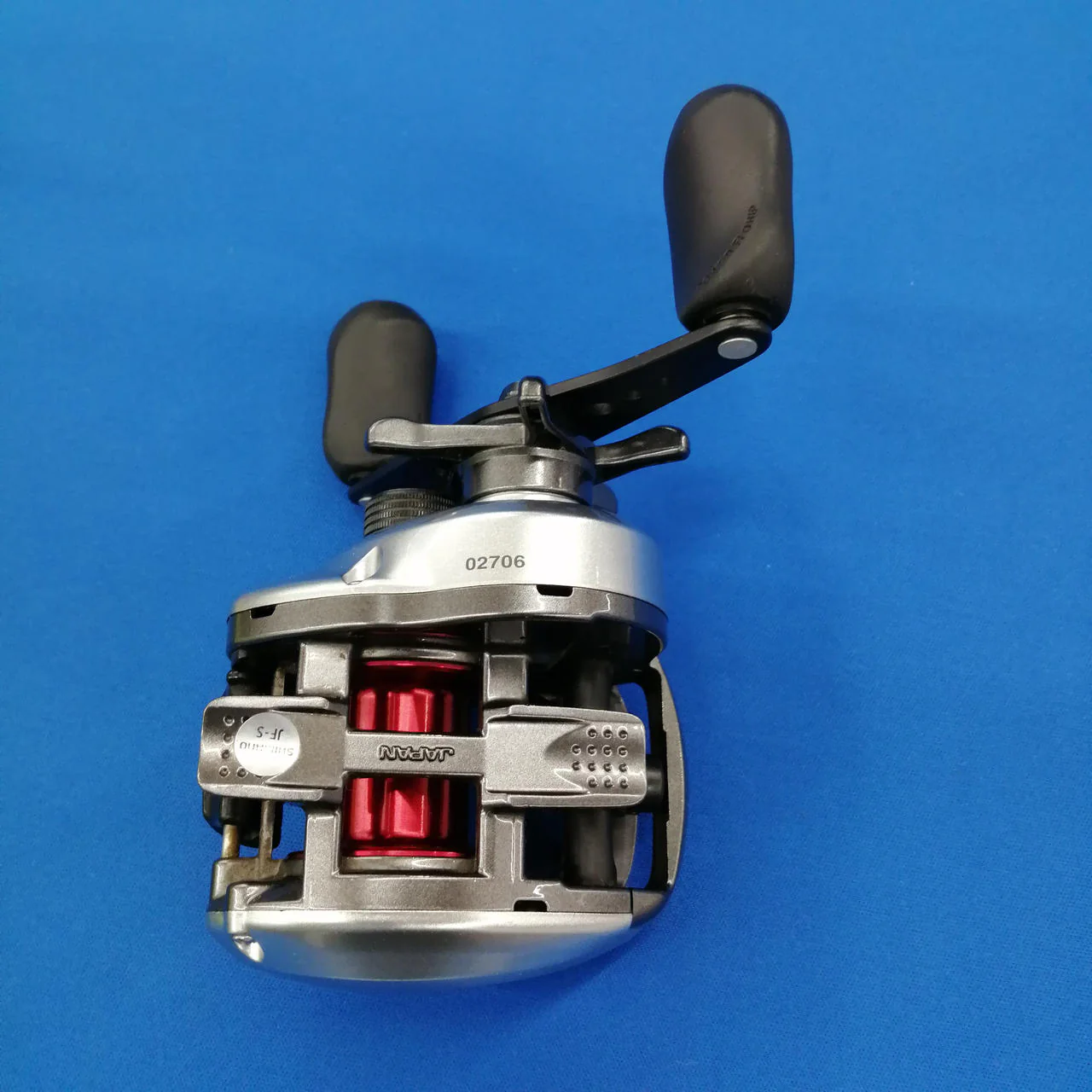 SHIMANO Baitcasting Reel Scorpion DC7 - Image 4