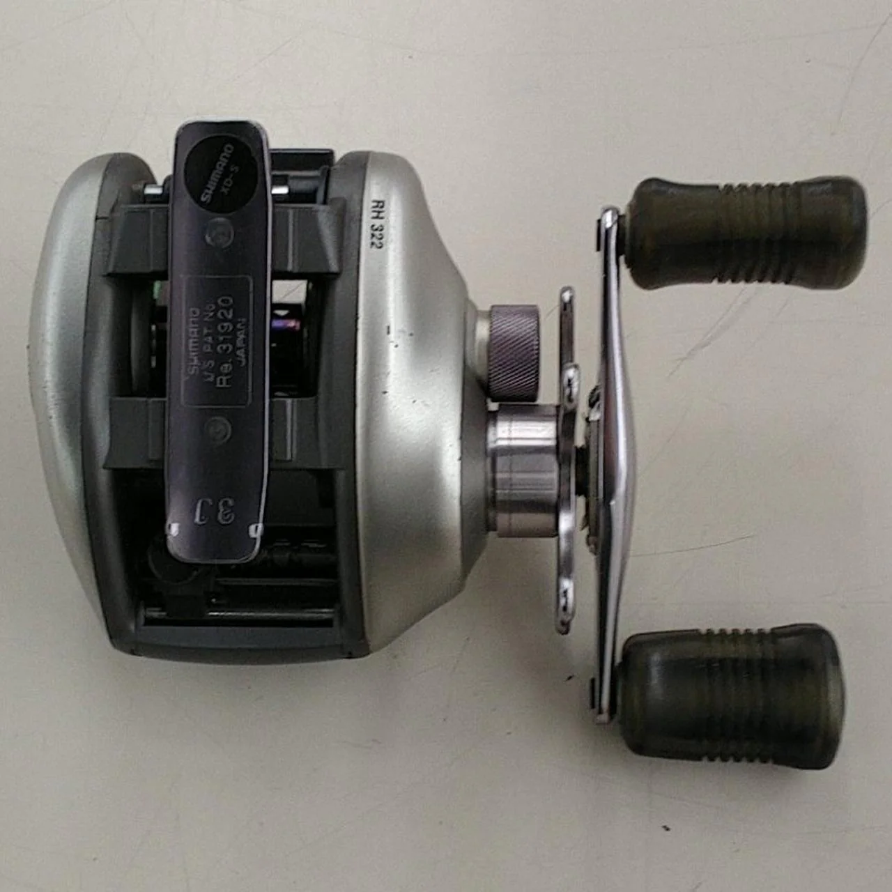 SHIMANO Baitcasting Reel SCORPION METANIUM XT RH322 - Image 5