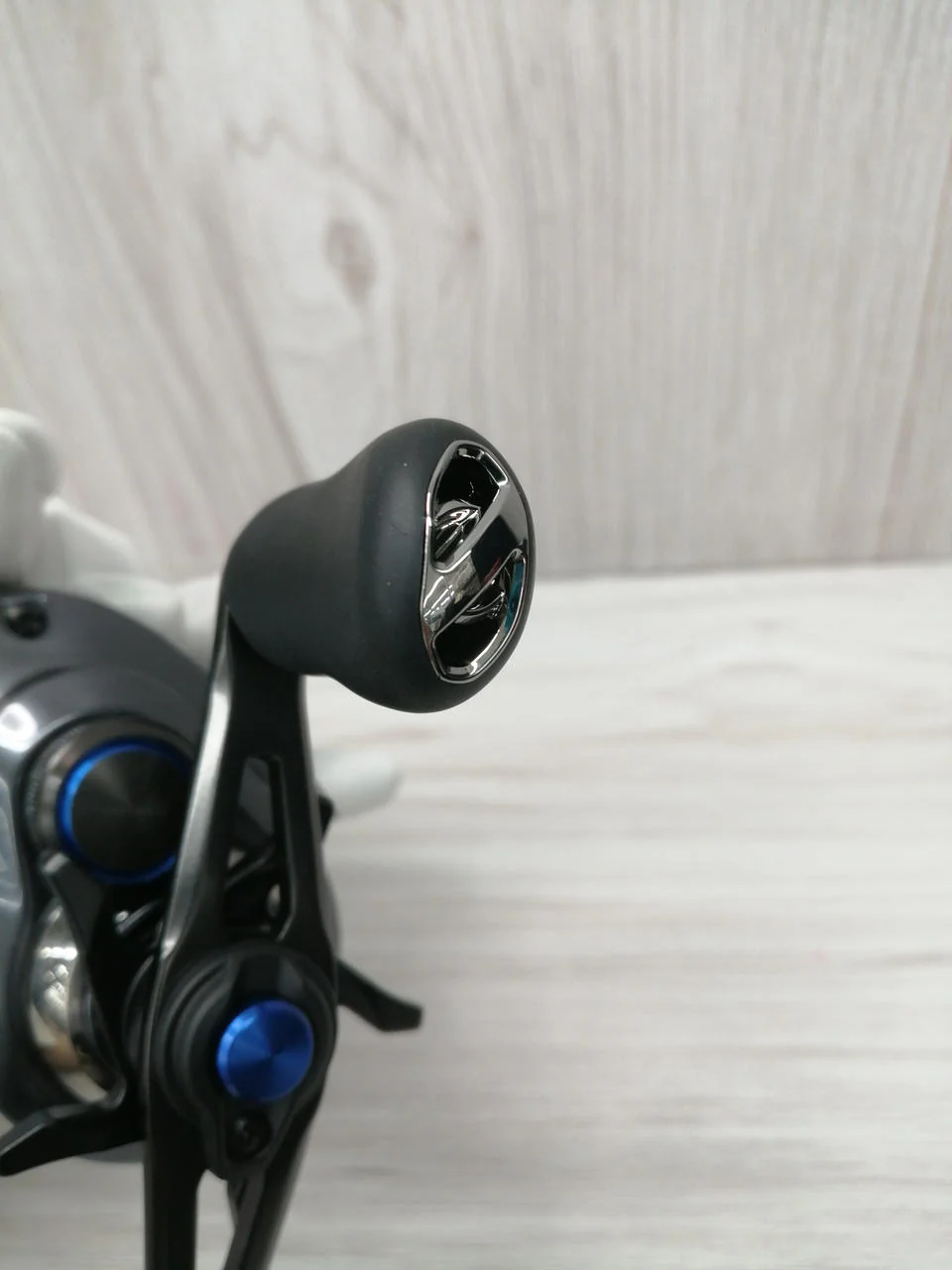 SHIMANO Baitcasting Reel SDX DC 70XG - Image 9