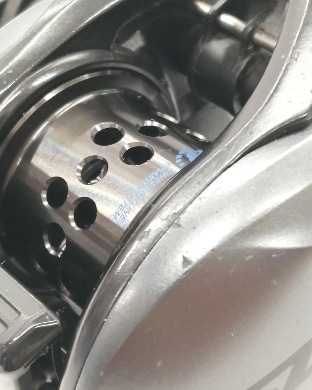 SHIMANO Baitcasting Reel SLX BFS - Image 8