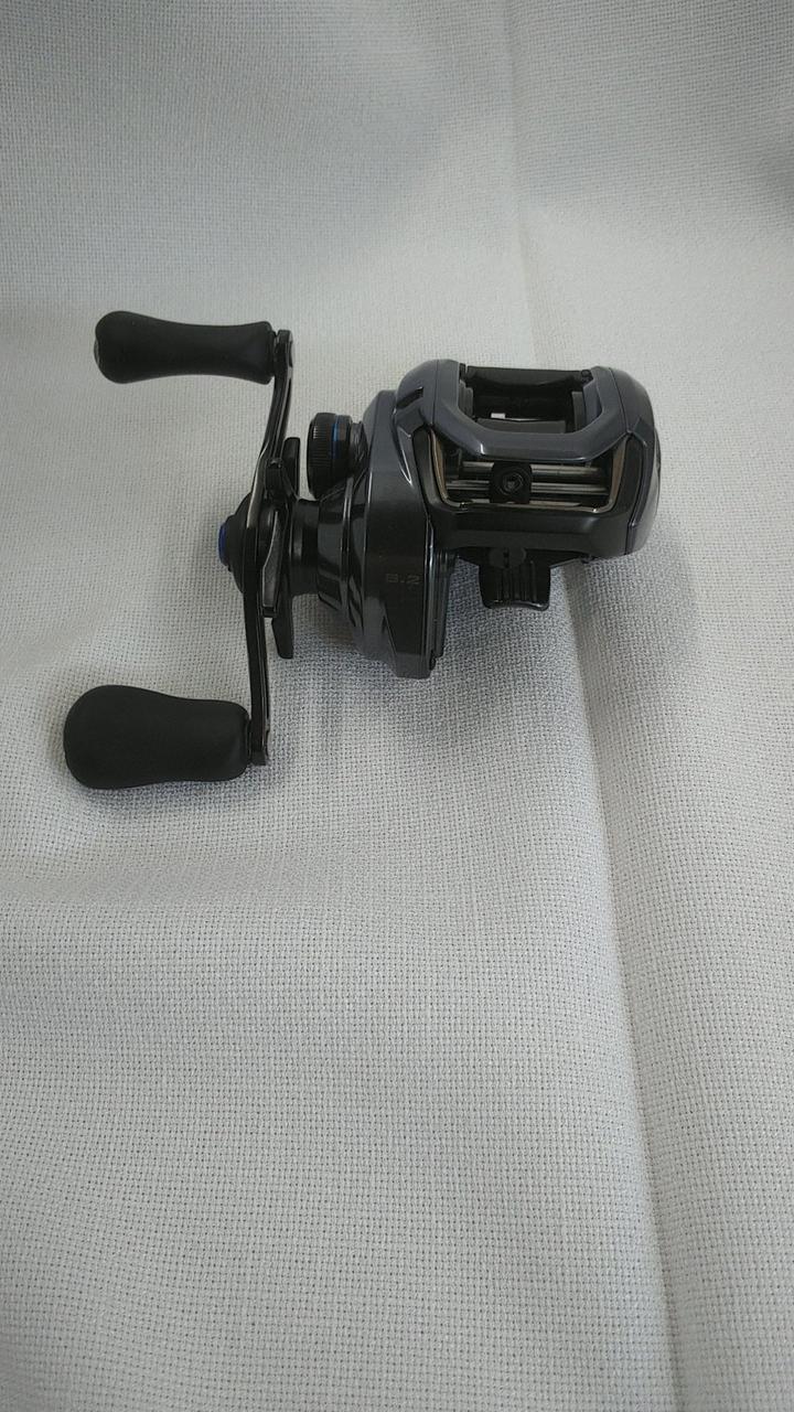 SHIMANO Baitcasting Reel SLX70XG