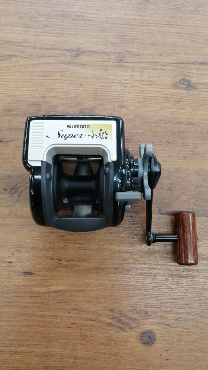 SHIMANO Baitcasting Reel SUPER Kobune 2000