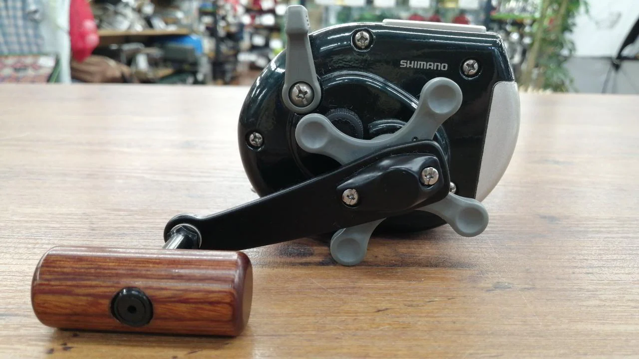 SHIMANO Baitcasting Reel SUPER Kobune 2000 - Image 4