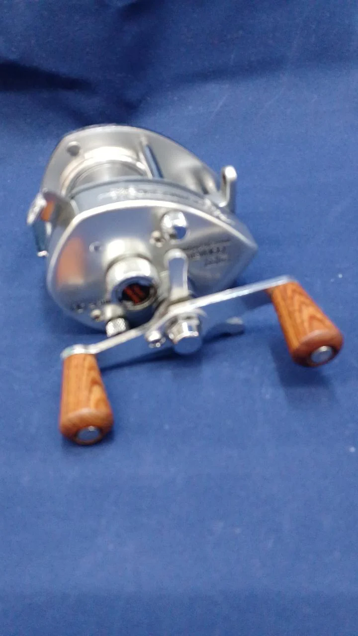 SHIMANO Baitcasting Reels BANTAM100SG
