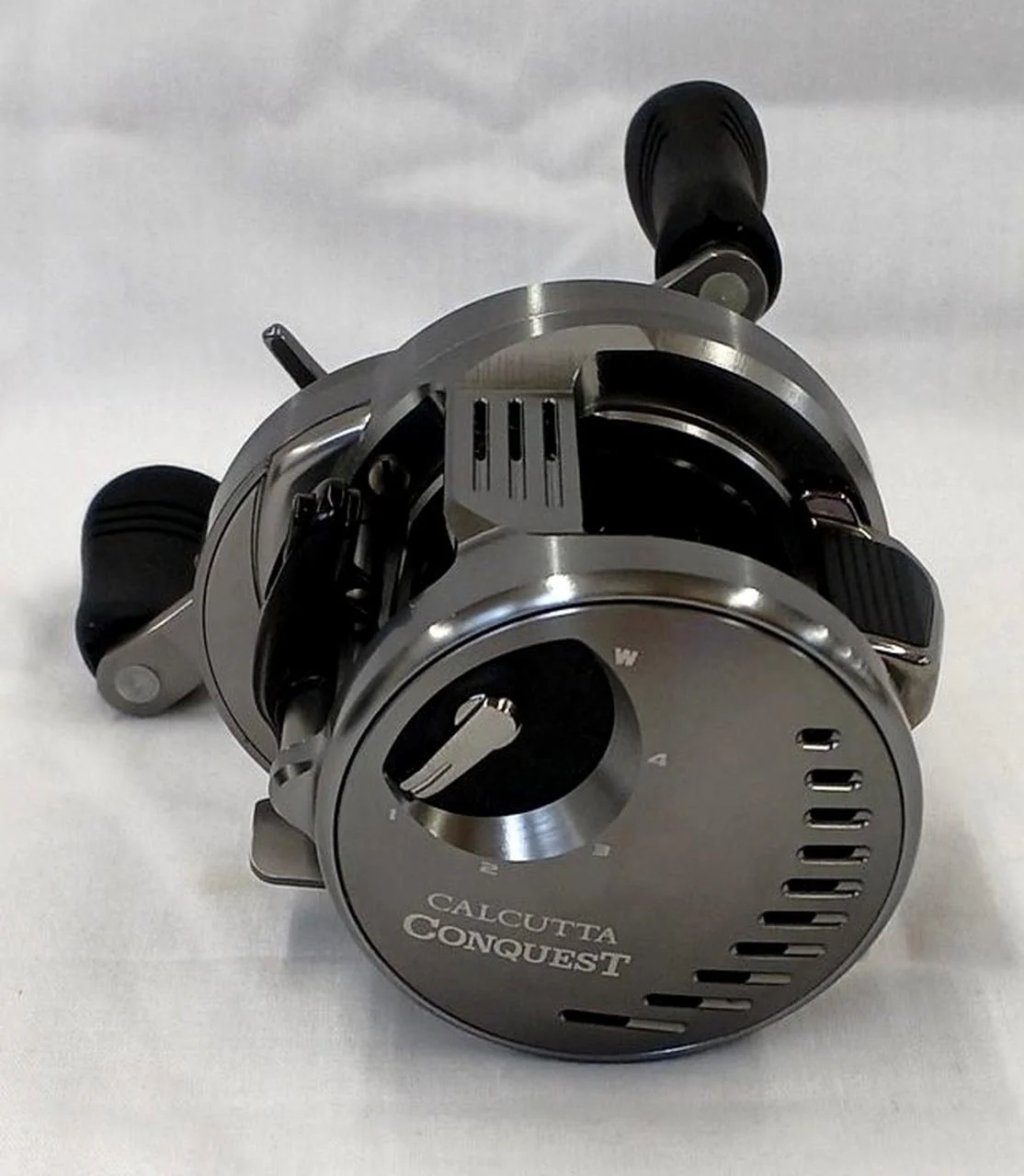 SHIMANO CALCUTTA CONQUEST DC200HG - Image 4