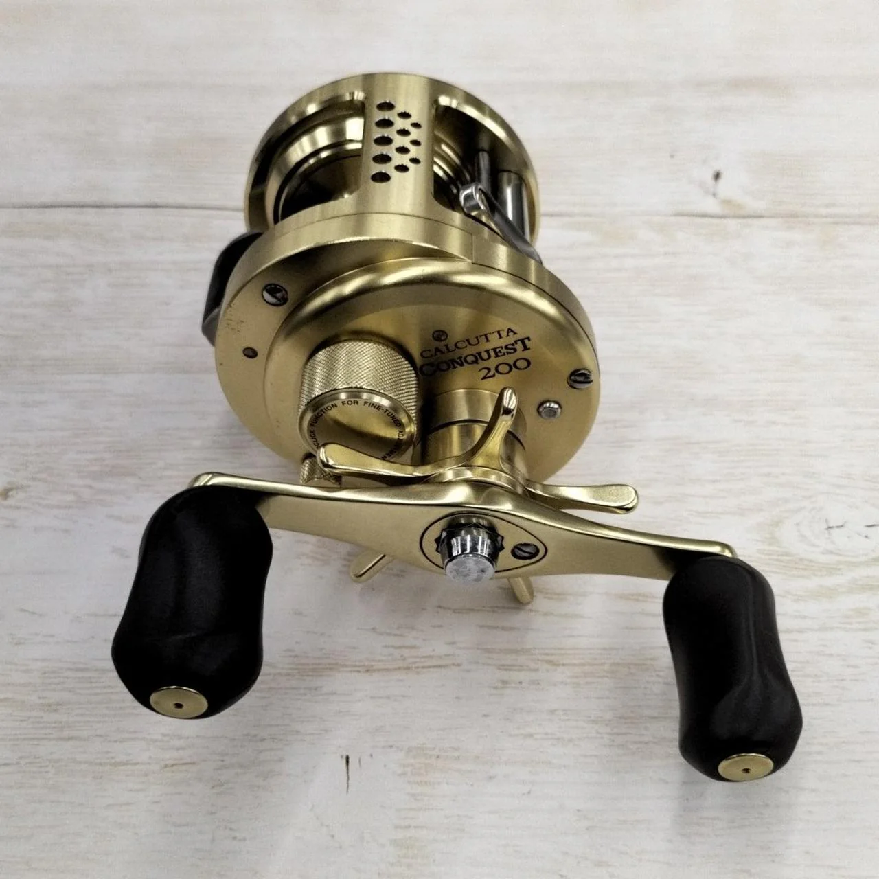 SHIMANO CALCUTTA CONQUEST200 RH440 - Image 3