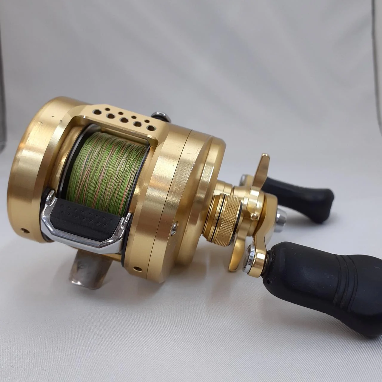 SHIMANO CALCUTTACONQUEST 300 - Image 3
