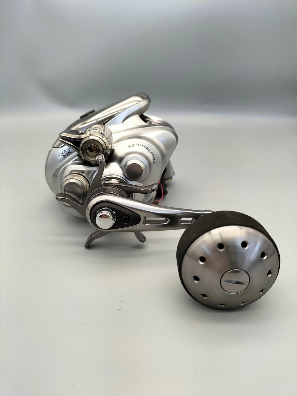 SHIMANO Electric Reel 12 ForceMaster 2000MK - Image 4