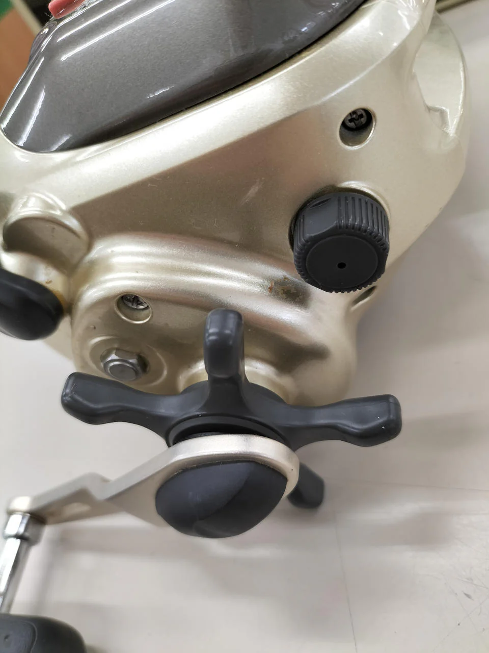 SHIMANO Electric Reel DENDOH-MARU 4000HP - Image 5