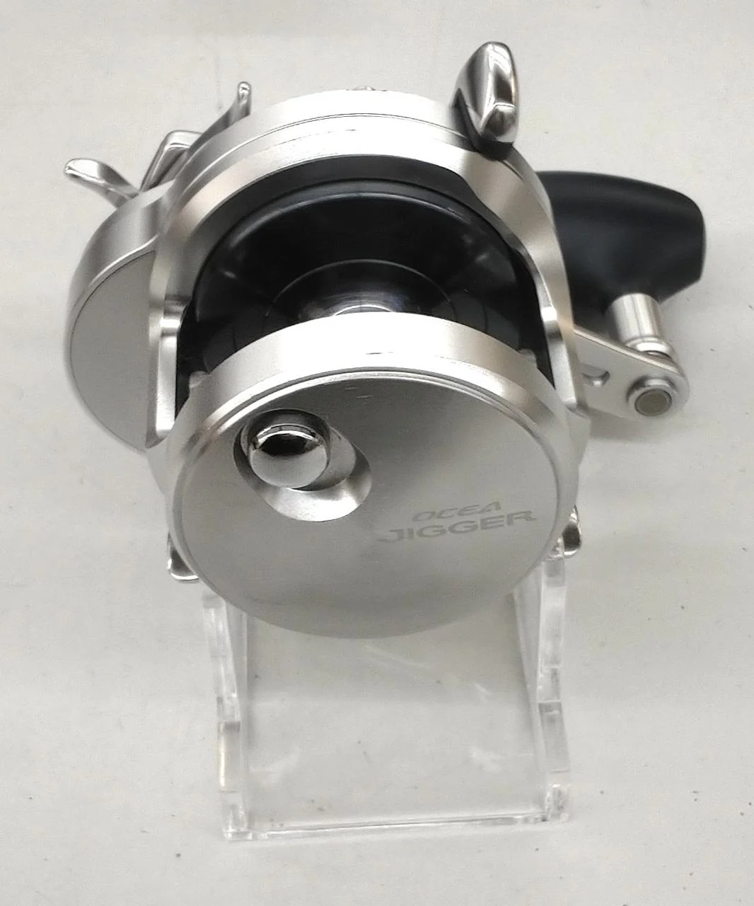 Shimano Jigging Reel OCEA JIGGER 1500HG - Image 2