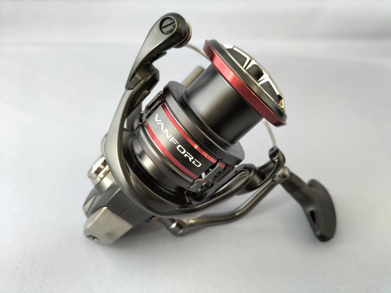 Shimano Reel 20 Vanford C3000HG - Image 2