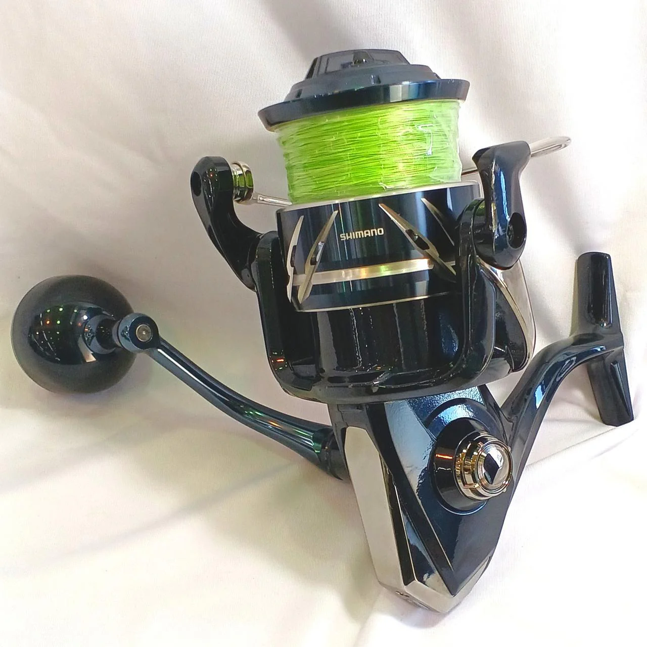 SHIMANO Reel Stradic SW 10000HG - Image 4