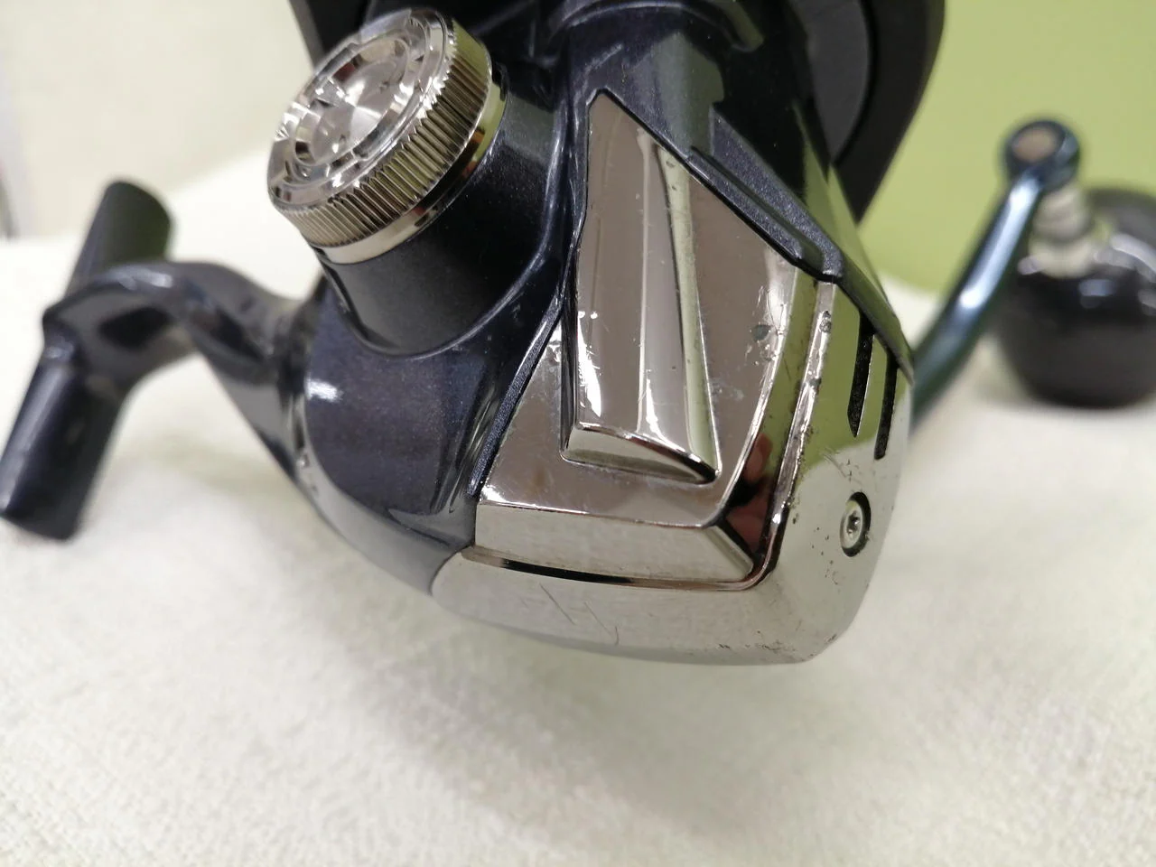 SHIMANO Reel TWINPOWER SW8000PG - Image 5