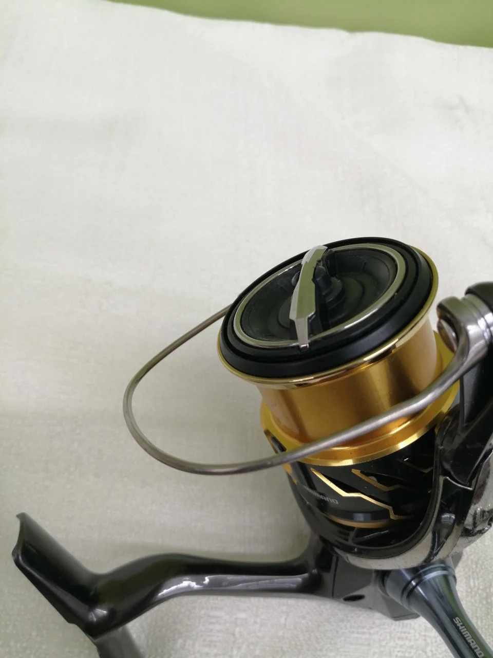 SHIMANO Reel TWINPOWER2500S - Image 9