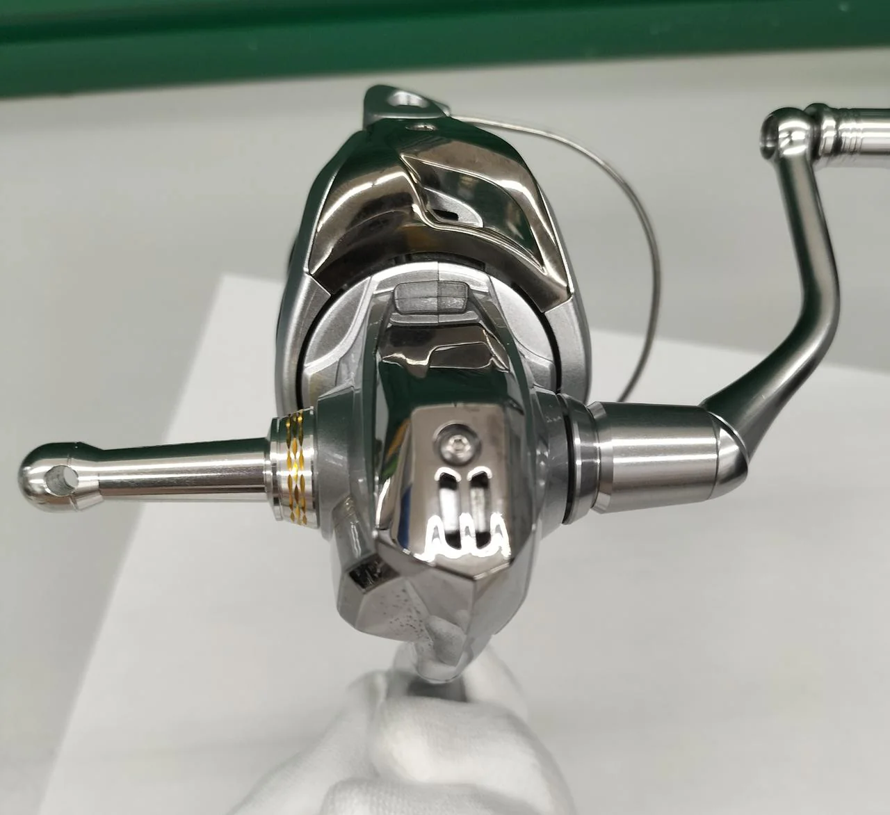 SHIMANO Spinning reel 04025 - Image 5