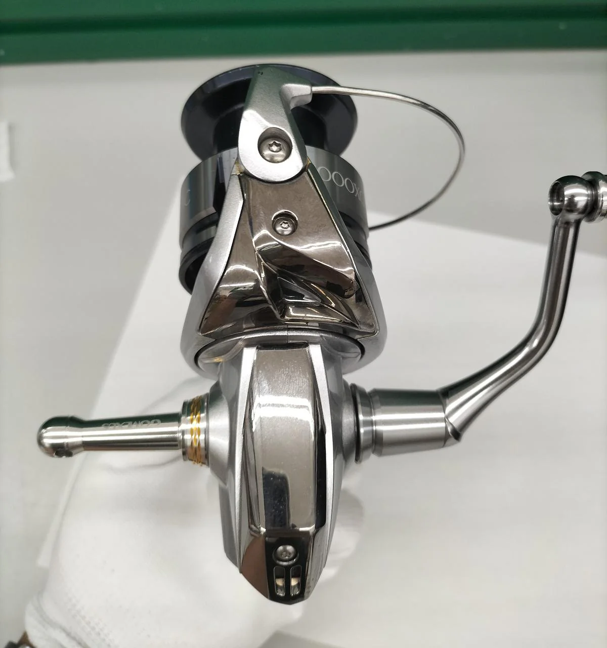 SHIMANO Spinning reel 04025 - Image 6