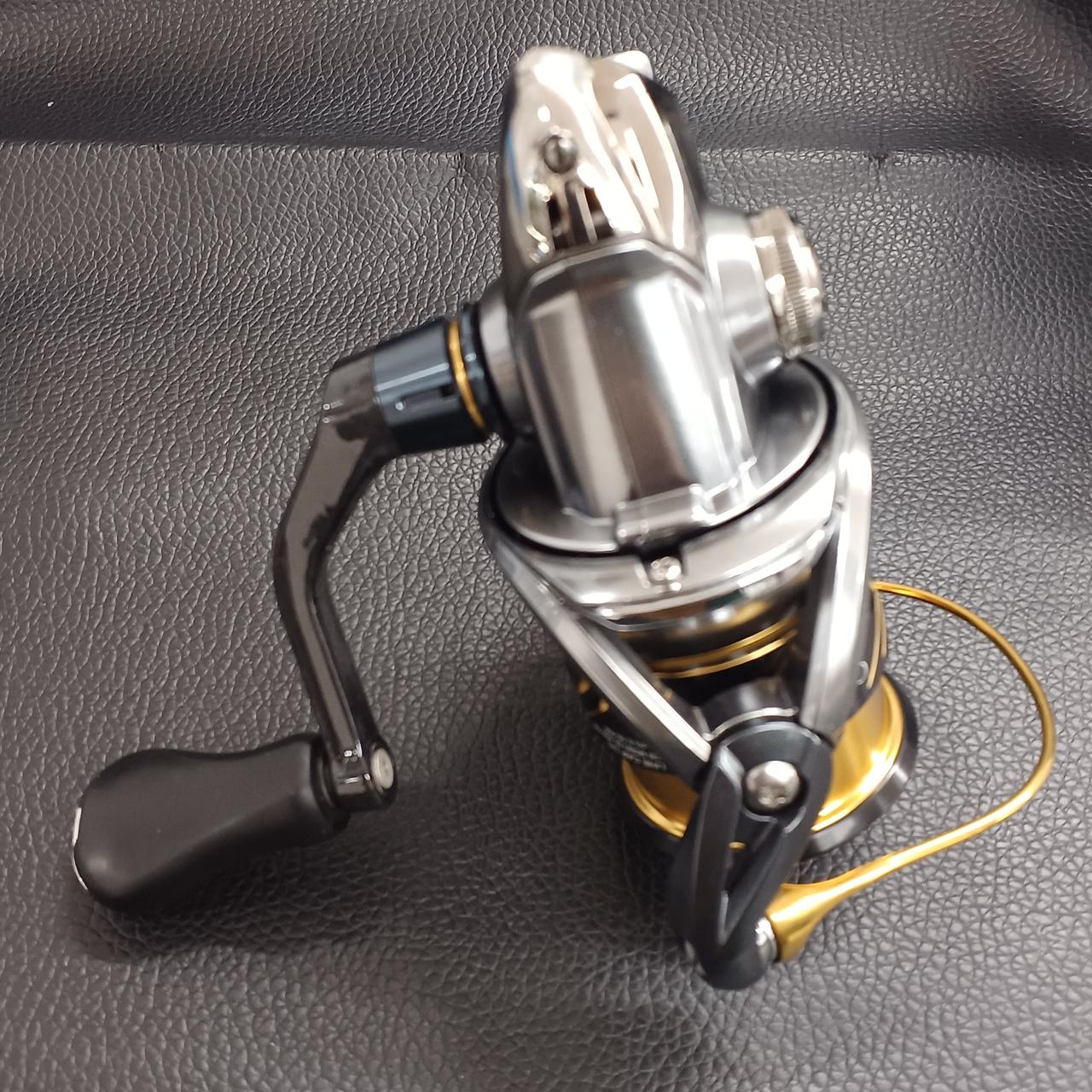 SHIMANO Spinning Reel 16 VANQUISH C2000S - Image 4
