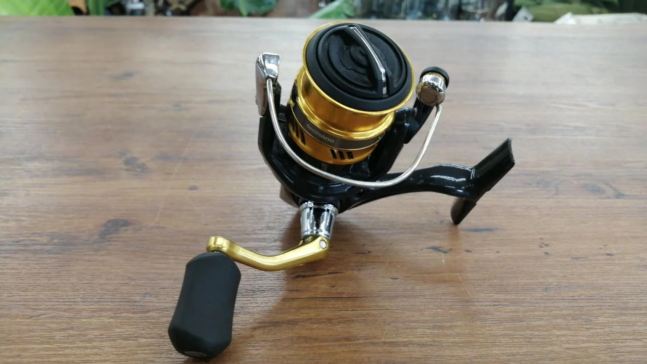 SHIMANO Spinning Reel 17 SAHARA C2000S - Image 2
