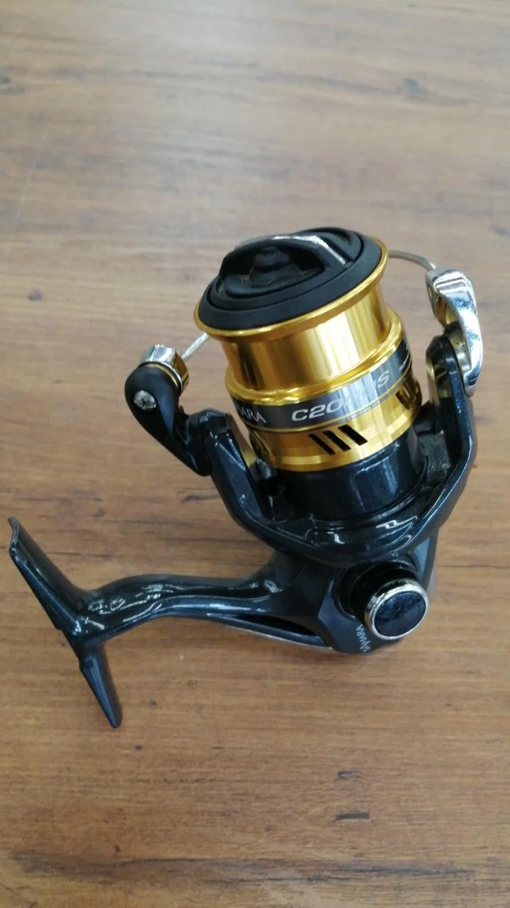 SHIMANO Spinning Reel 17 SAHARA C2000S - Image 4
