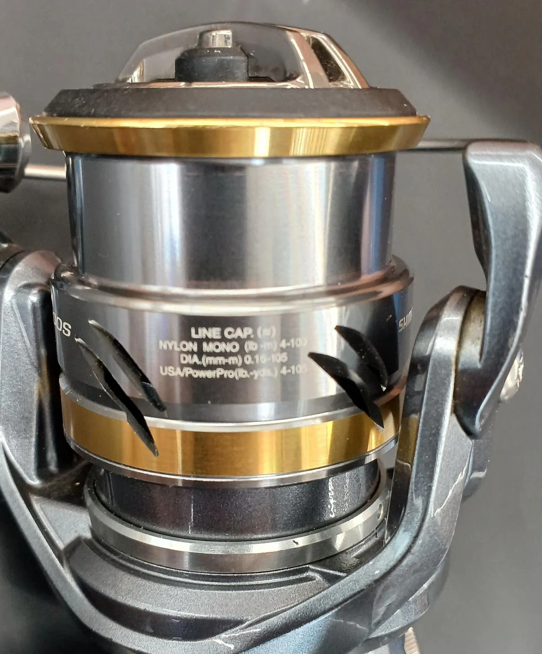 SHIMANO Spinning Reel 17 ULTEGRA C2000HGS-B - Image 3