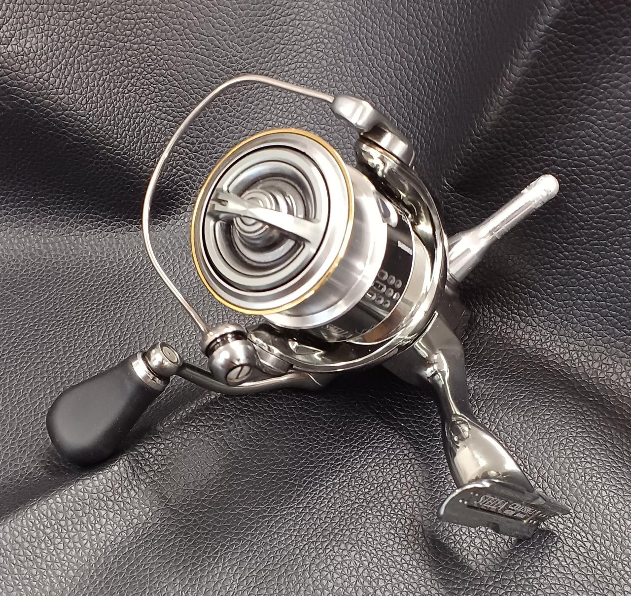 SHIMANO Spinning Reel 18STELLA C2000SHG - Image 2