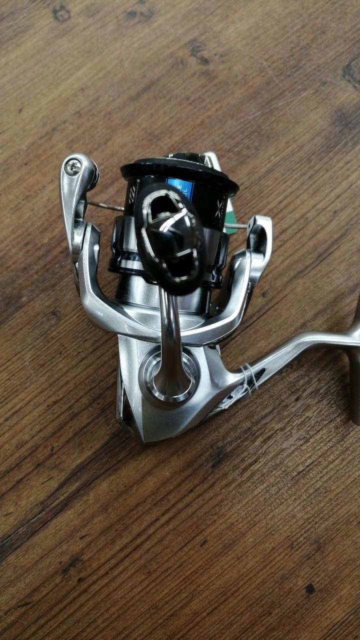 SHIMANO Spinning Reel 19 STRADIC C2000S - Image 5