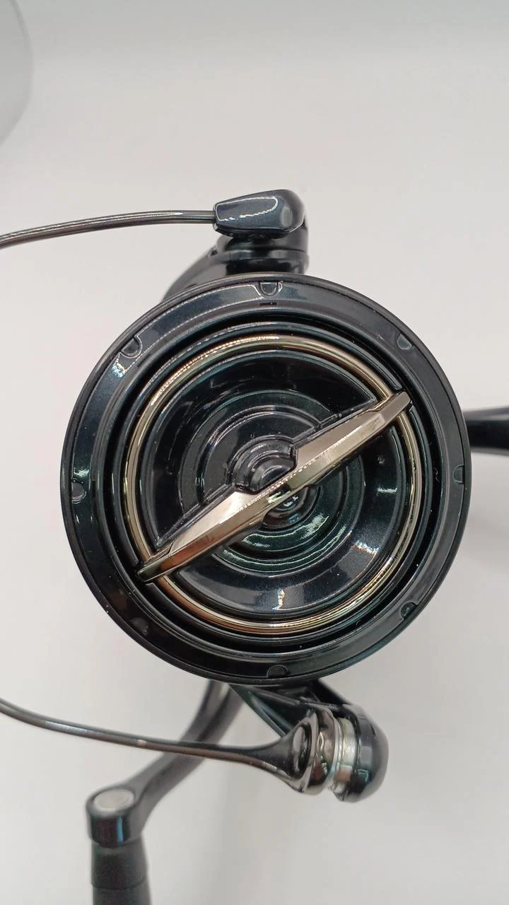 SHIMANO Spinning Reel 19 VANQUISH 4000XG 03963 - Image 9