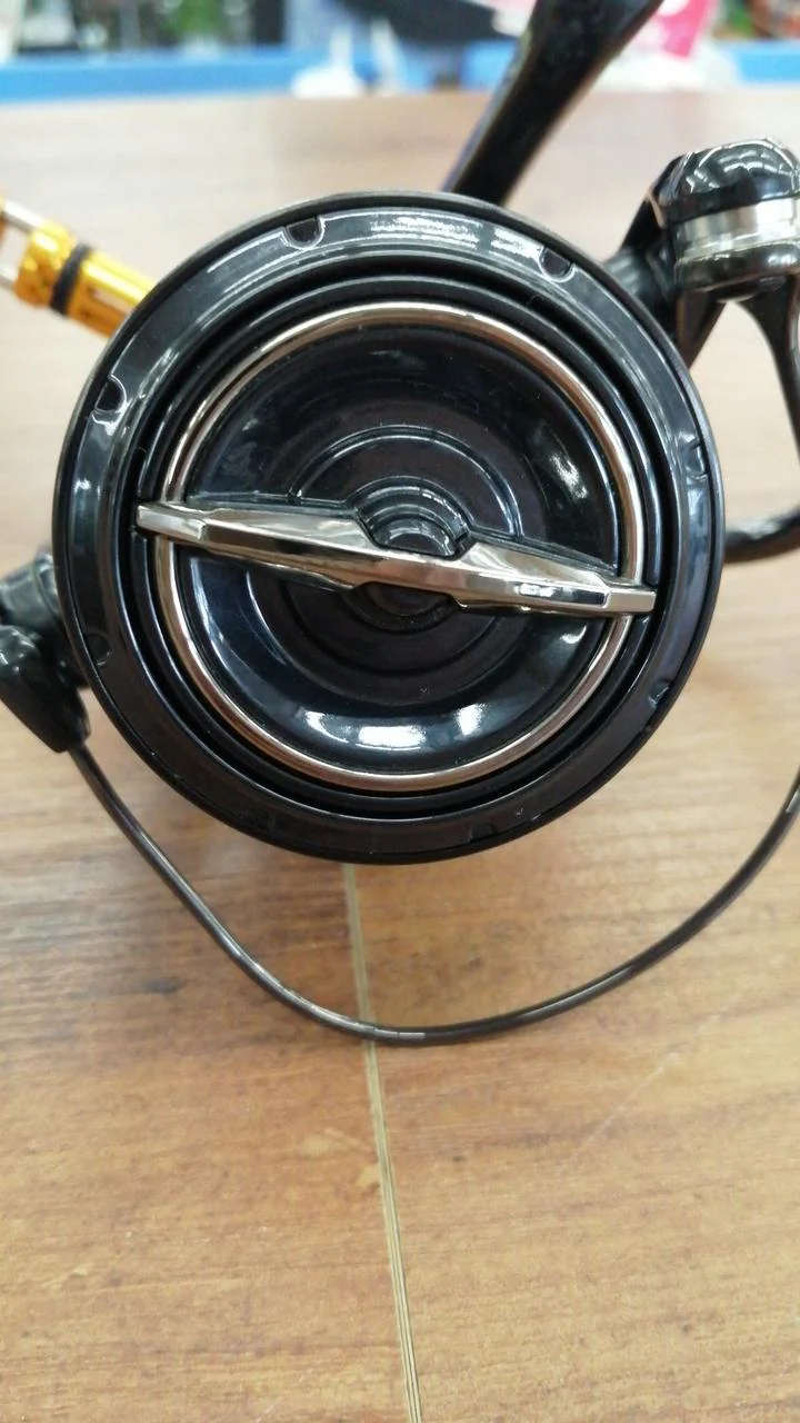 SHIMANO Spinning Reel 19'VANQUISH C5000XG 03964 - Image 3