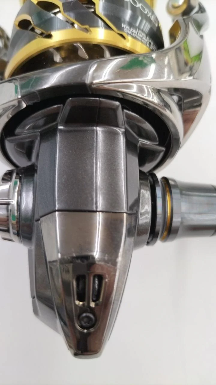 SHIMANO Spinning Reel 20 Twin Power C3000XG-D - Image 3