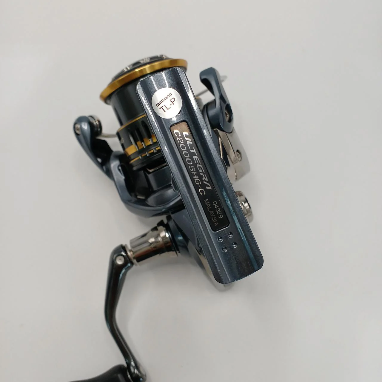 SHIMANO Spinning Reel 21 ULTEGRA C2000SHG 04329 - Image 3