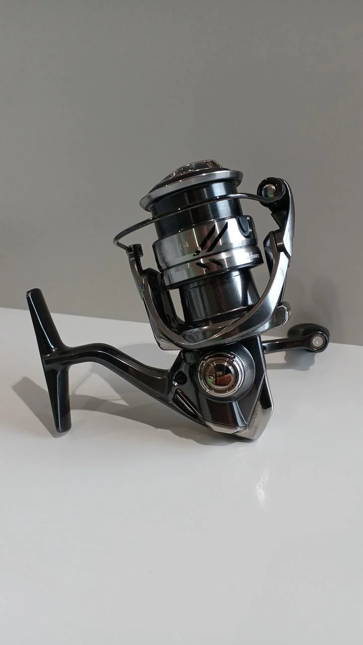 SHIMANO Spinning Reel 21COMPLEX XR C2000F4 - Image 4
