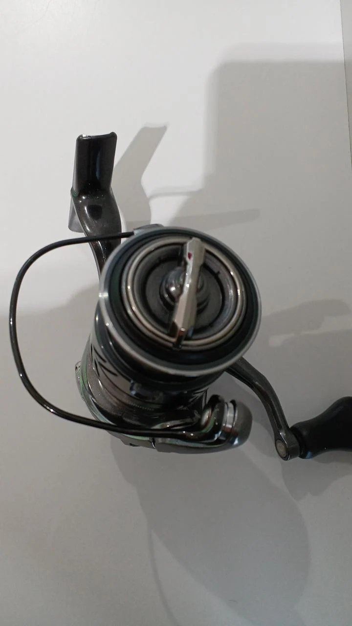 SHIMANO Spinning Reel 21COMPLEX XR C2000F4 - Image 5