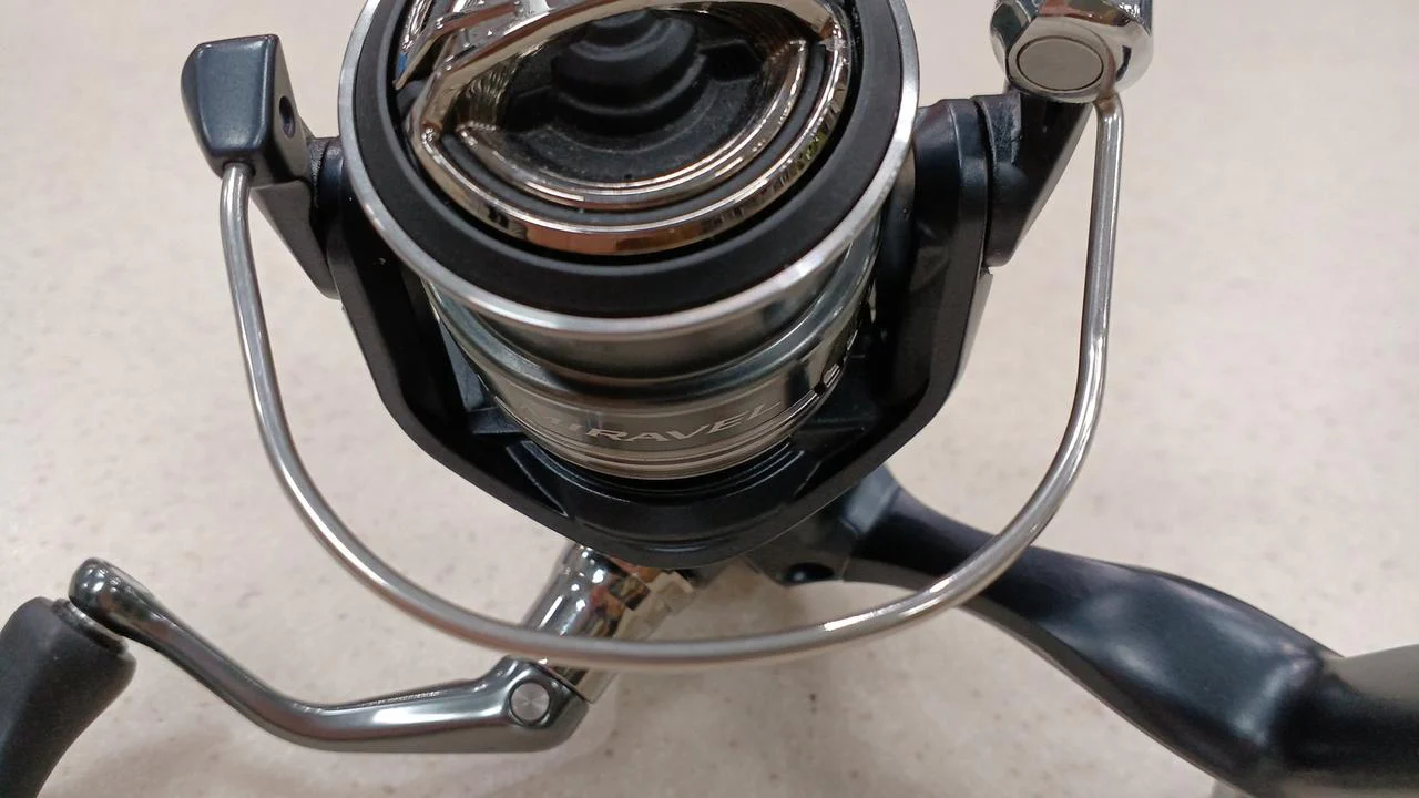 SHIMANO Spinning Reel 22 Miravel C2000S - Image 4