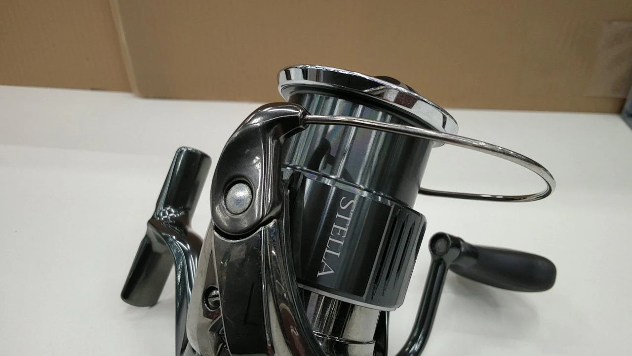 SHIMANO Spinning reel 22 Stella 3000MHG-K - Image 3