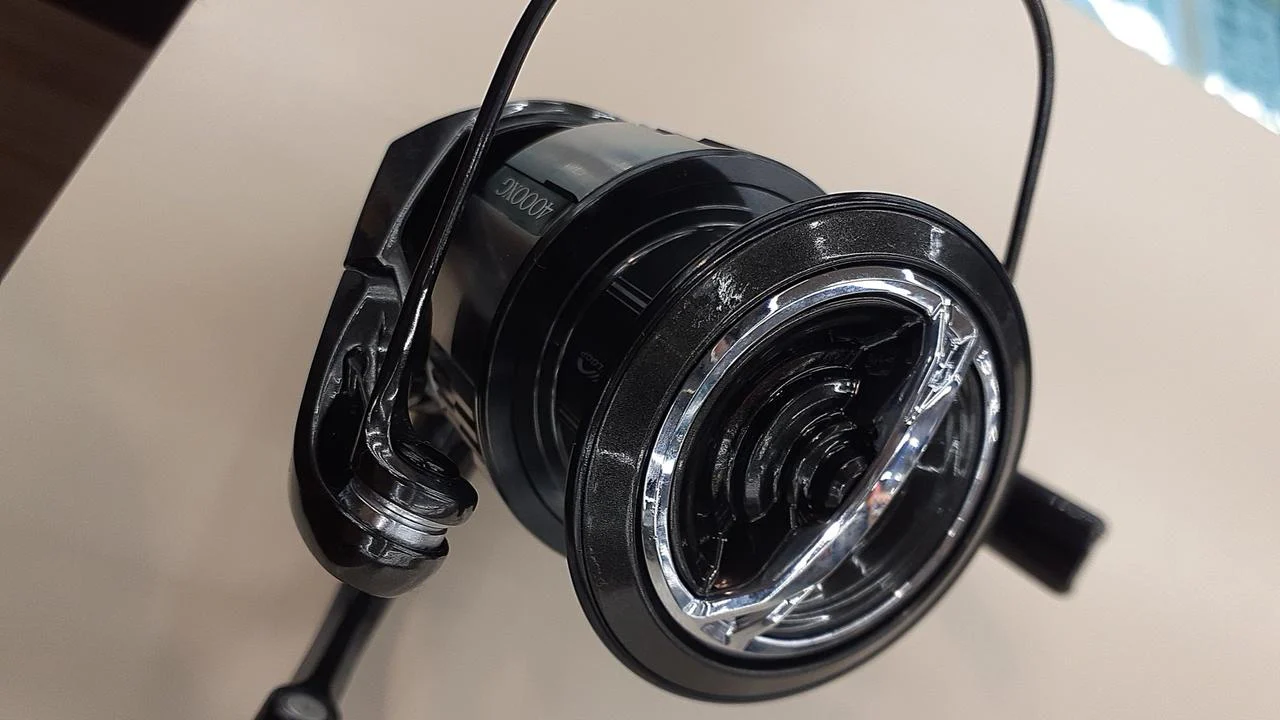 SHIMANO Spinning Reel 23 VANQUISH 4000XG 045355 - Image 12