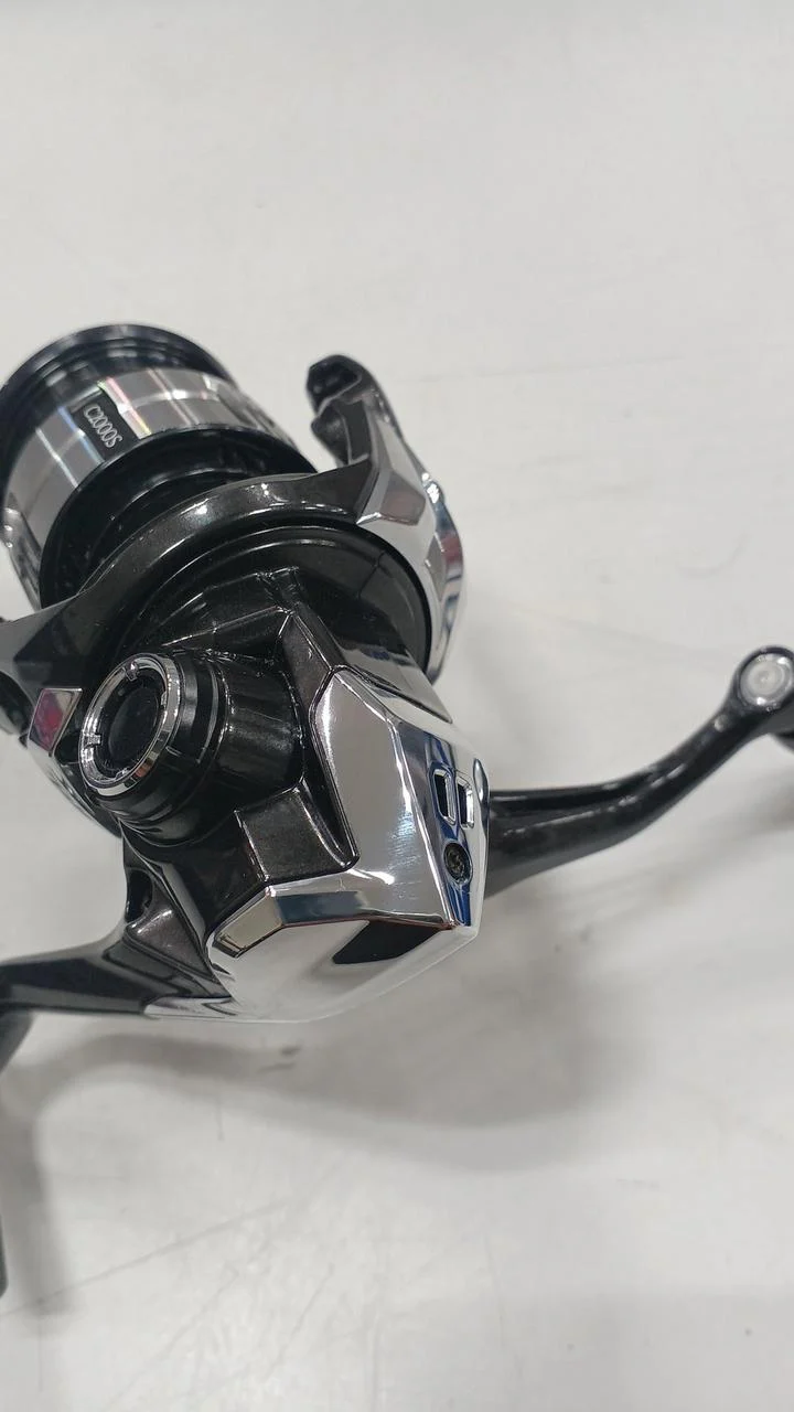 SHIMANO Spinning Reel 23 Vanquish C2000S - Image 6
