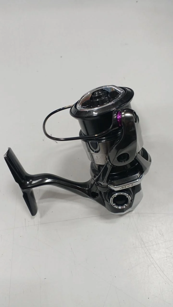 SHIMANO Spinning Reel 23VANQUISH C2000S - Image 2