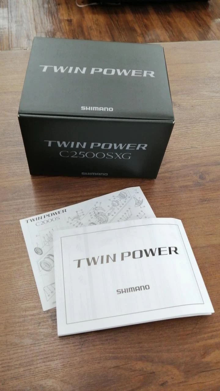 SHIMANO Spinning Reel 24 TWIN POWER C2500SXG - Image 10