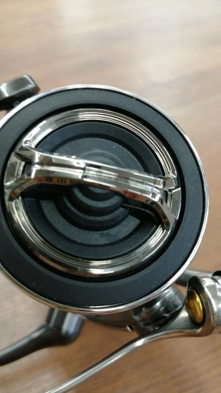 SHIMANO Spinning Reel 24 TWIN POWER C2500SXG - Image 11