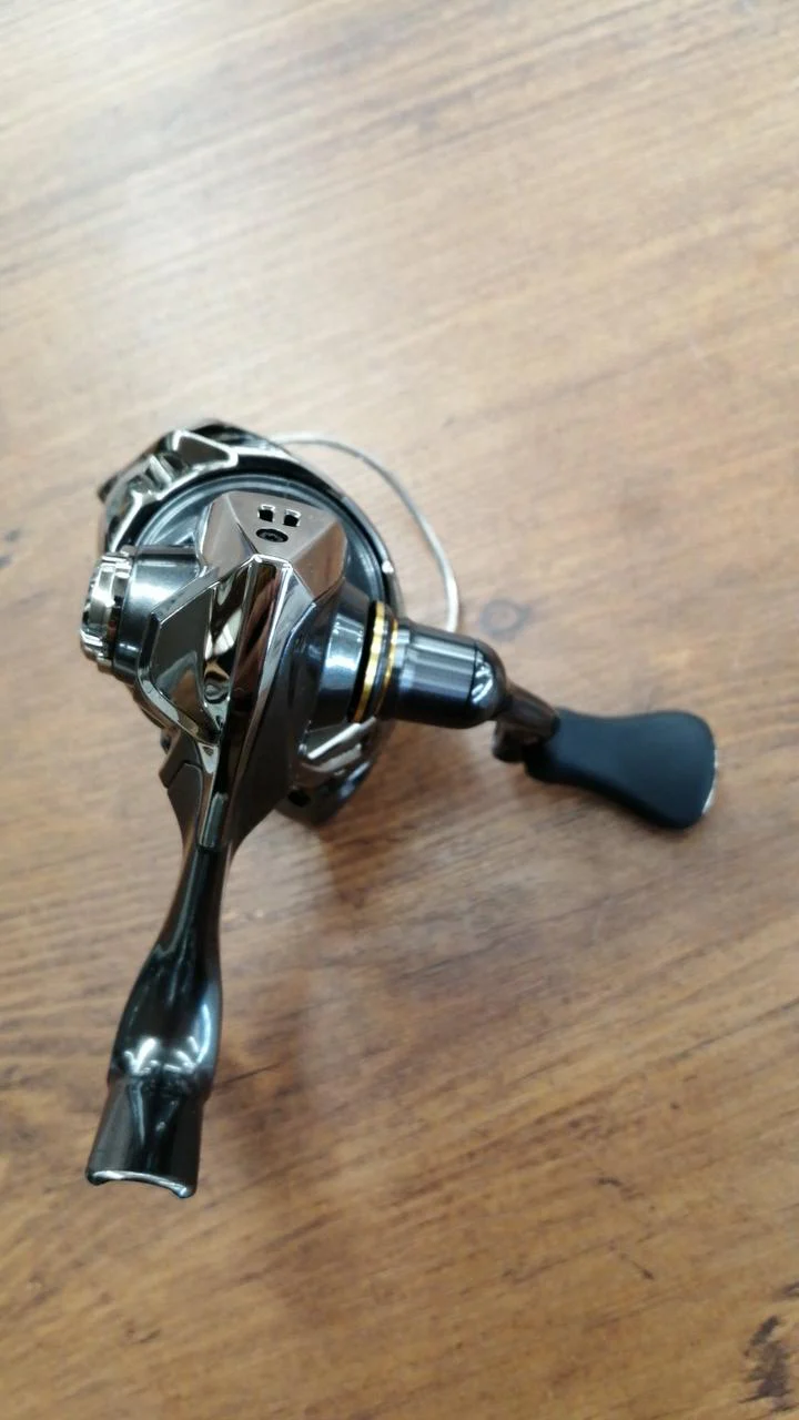 SHIMANO Spinning Reel 24 TWIN POWER C2500SXG - Image 5
