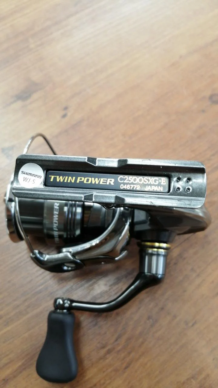 SHIMANO Spinning Reel 24 TWIN POWER C2500SXG - Image 8