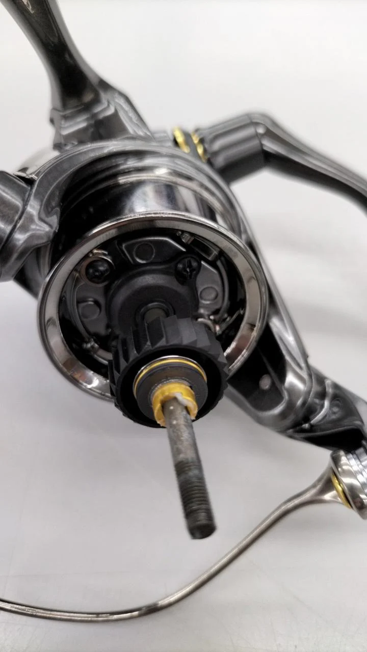 SHIMANO Spinning Reel 24 Twin Power C3000XG - Image 12