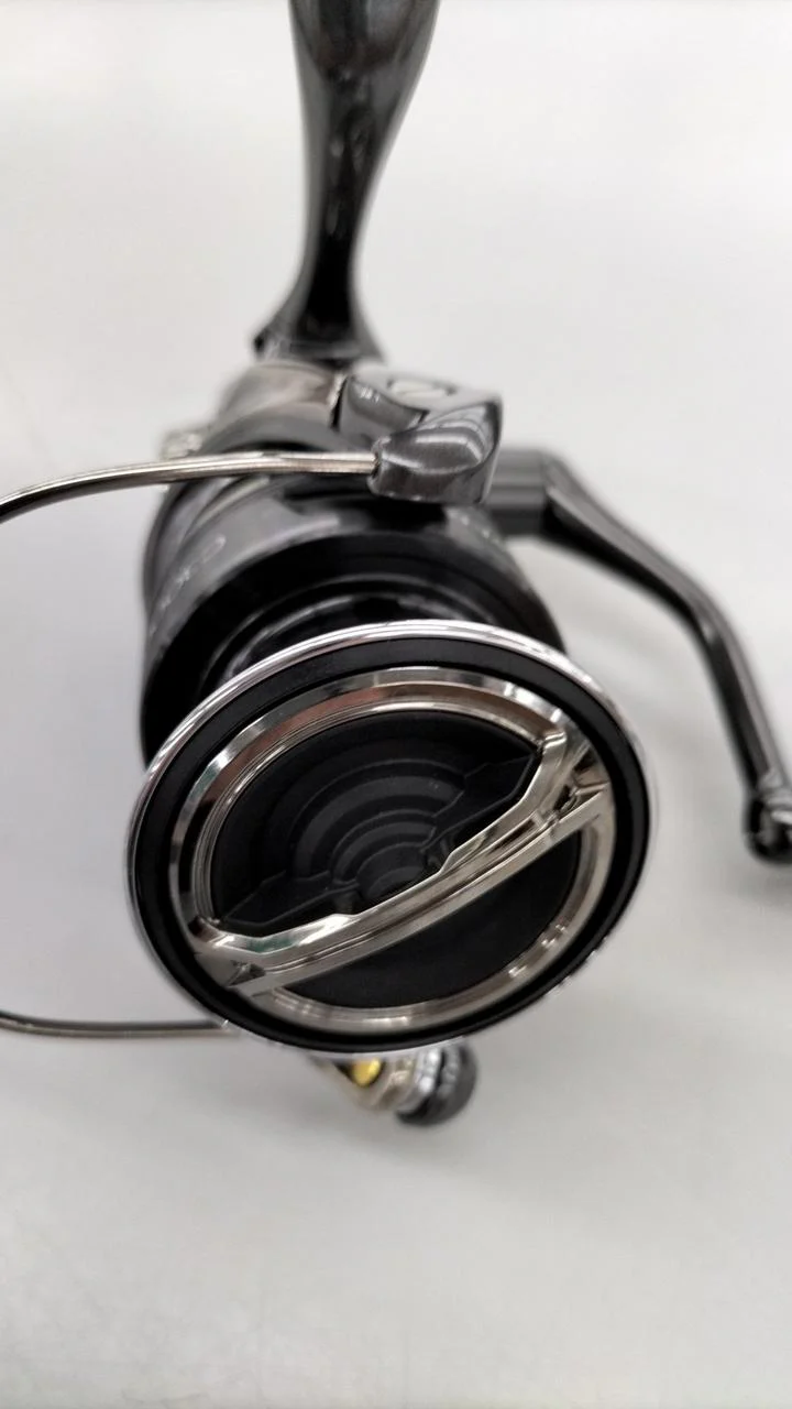 SHIMANO Spinning Reel 24 Twin Power C3000XG - Image 5