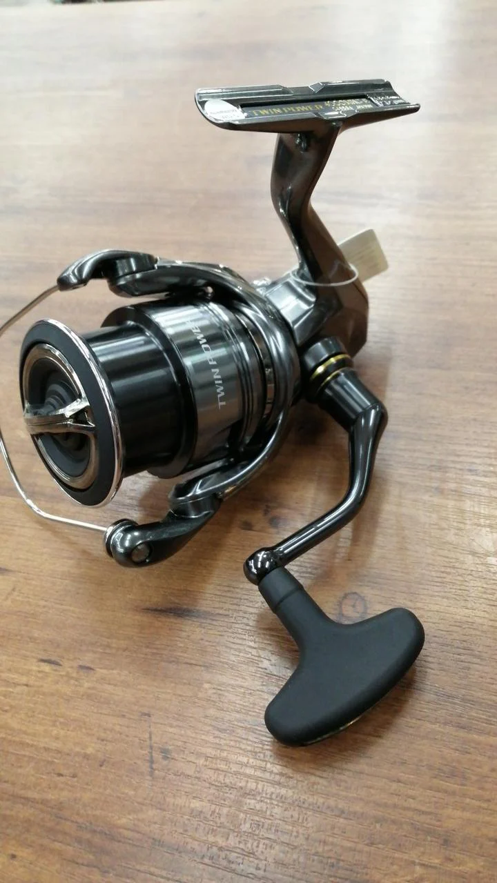 SHIMANO Spinning Reel 24TWIN POWER 4000 MHG