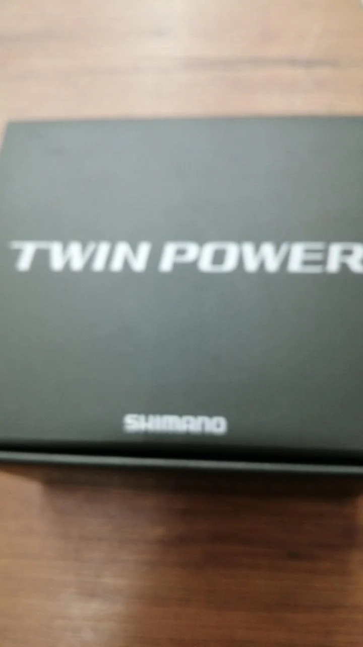 SHIMANO Spinning Reel 24TWIN POWER 4000 MHG - Image 9