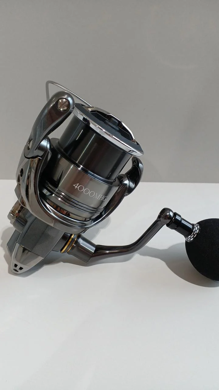 SHIMANO Spinning Reel 24TWIN POWER 4000MHG - Image 2