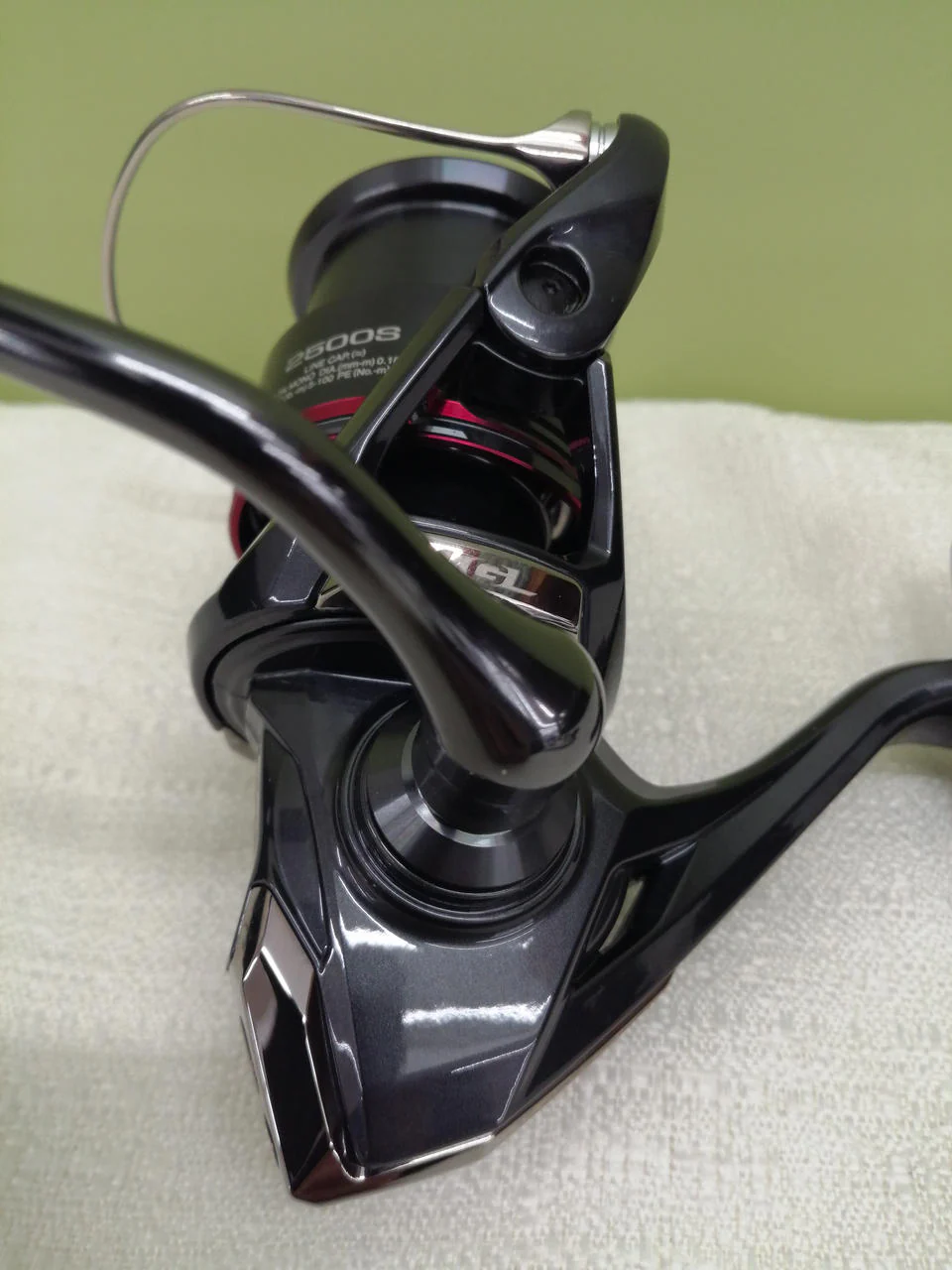 SHIMANO Spinning Reel 24VANFORD 2500S-A - Image 6