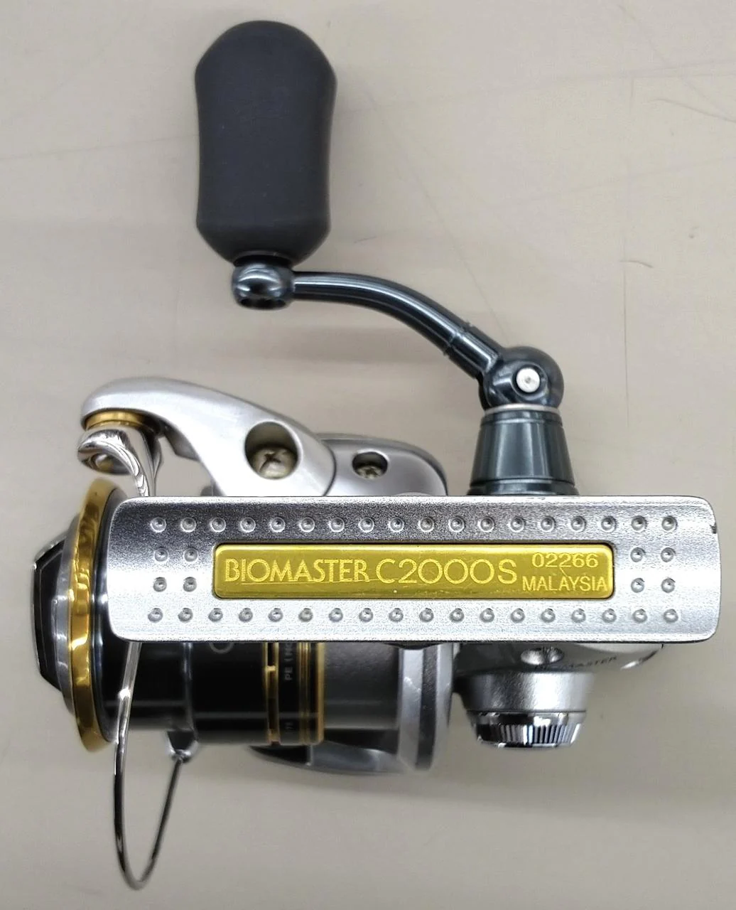 Shimano Spinning Reel BIOMASTER C2000S - Image 4