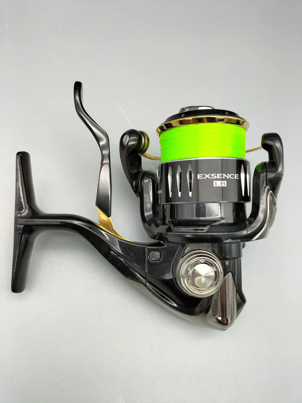 SHIMANO Spinning Reel C2000MDH - Image 3